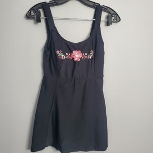 La Isla Black Polyamide Spandex Swimsuit Dresss Built-in Bra Sz 0 Minimalist